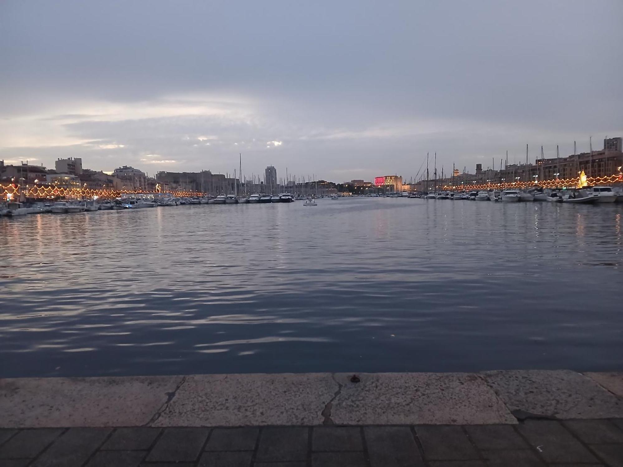 Marseille Loft Americain Centre Ville 7 Personnes Экстерьер фото